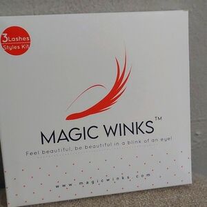 MAGIC WINKS